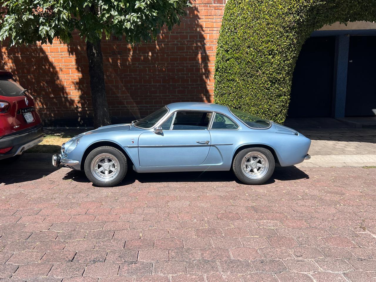 Alpine A110