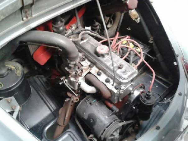 Motor original del Renault 4CV